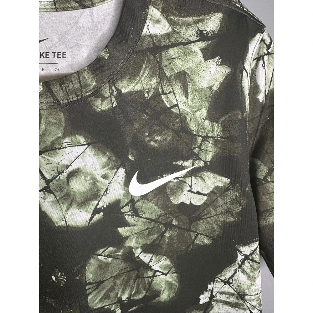 Nike The Nike Tee Floral Print Training T-Shirt Men's‎ Small Green